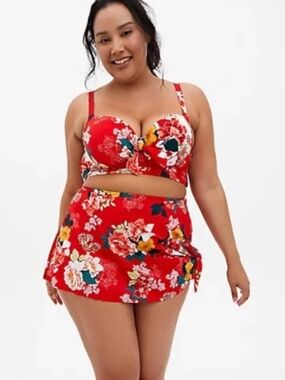 Torrid Sz 1 14/16 Red Floral Bikini Top